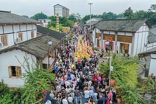 太准了！墨菲14中8&三分12中6砍下28分7篮板2抢断